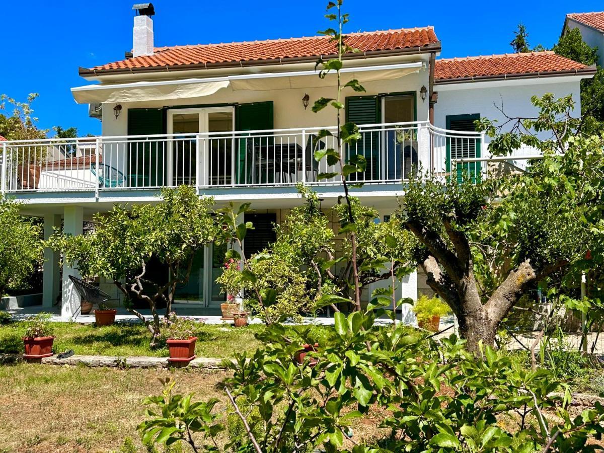 Villa Perla & Palma à Žaborić Extérieur photo